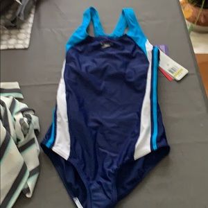 Girls Speedo tank suit size 14 NWT